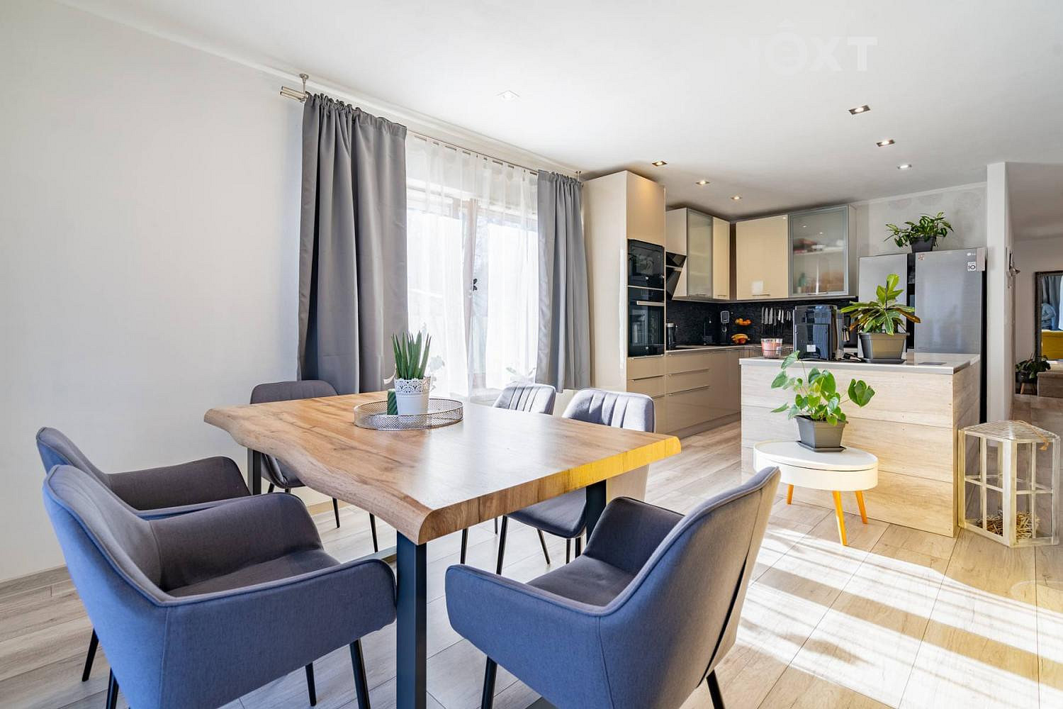Prodej domu 216 m² s pozemkem 1 768 m² — photo 4