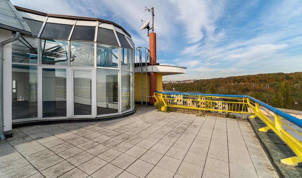Pronájem kanceláře 530 m², Zdiby – náhled fotky 4