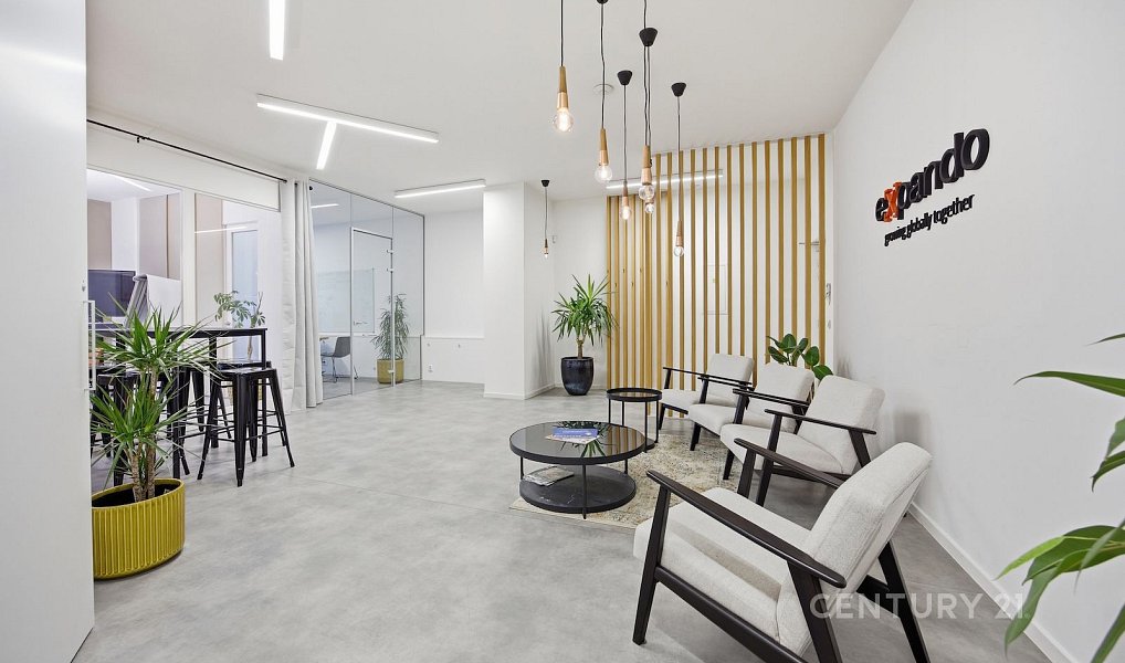 Pronájem kanceláře 232 m², Praha – náhled fotky 3