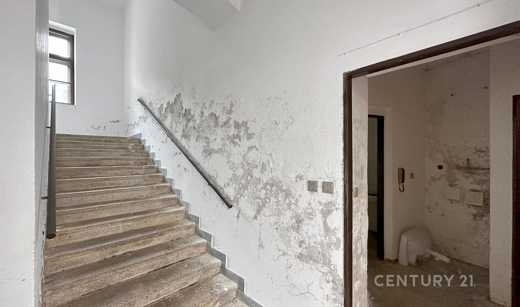 Prodej nájemního domu, činžáku 375 m², Vimperk – náhled fotky 12