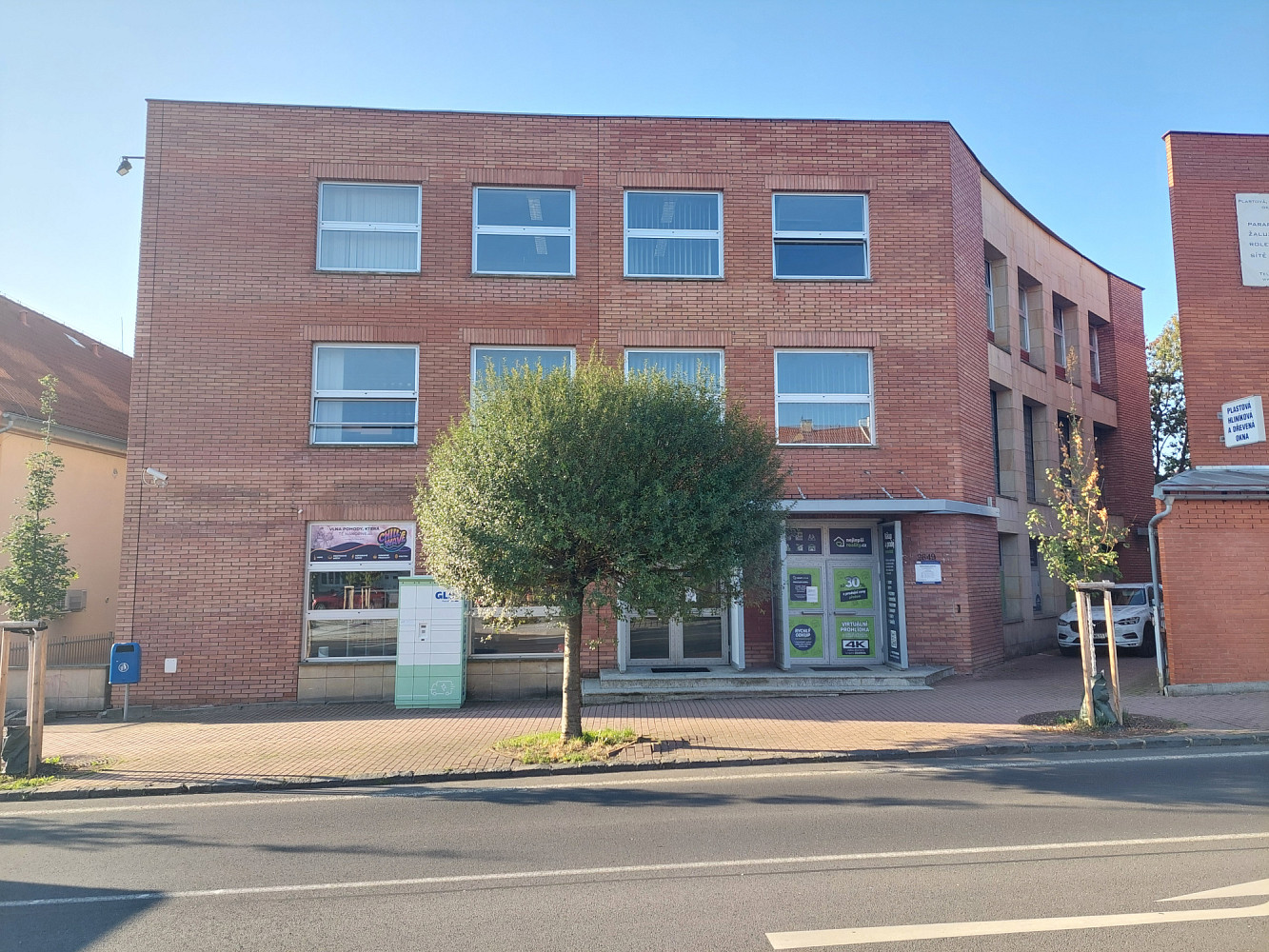 Pronájem kanceláře 27 m² – fotografie 3