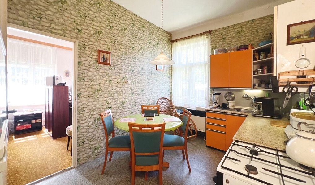 Prodej domu 190 m² s pozemkem 1 331 m², Jablonec nad Nisou – náhled fotky 2