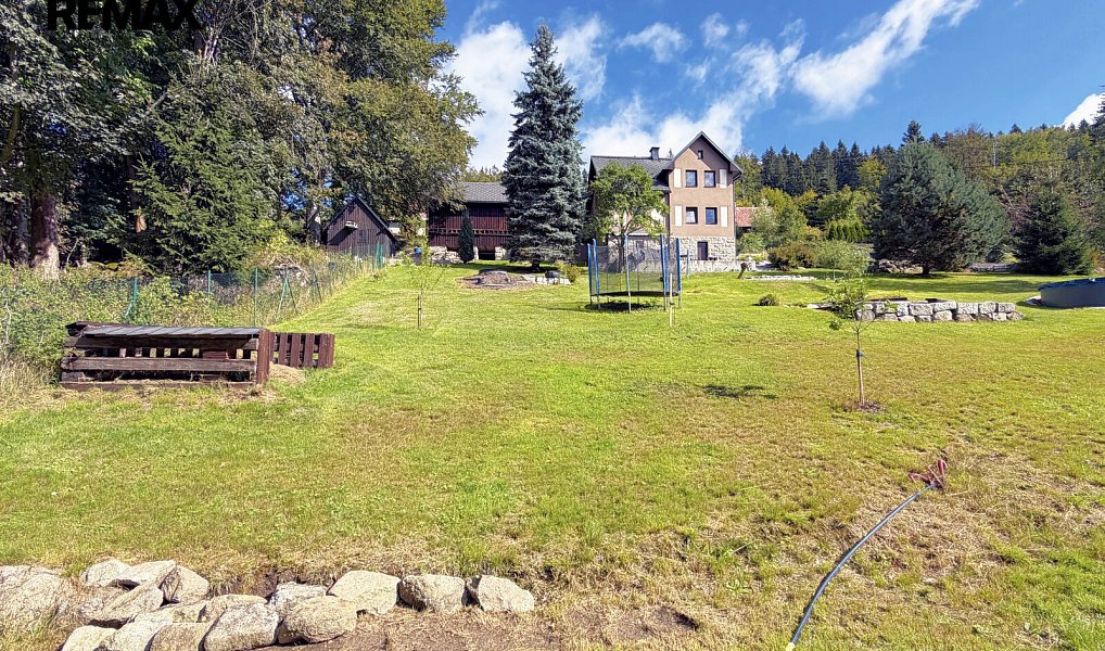Prodej domu 197 m² s pozemkem 3 575 m², Nejdek – náhled fotky 33