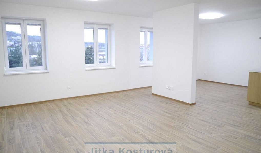 Prodej domu 348 m² s pozemkem 432 m², Krnov – náhled fotky 23