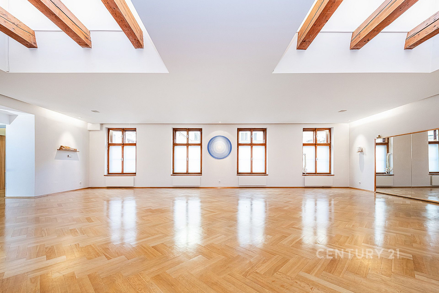 Pronájem komerčního objektu (jiného typu) 200 m² — photo 4