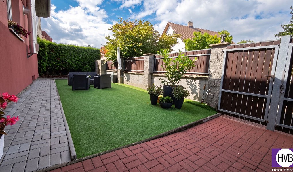 Pronájem bytu 2+kk 42 m², Praha – náhled fotky 9