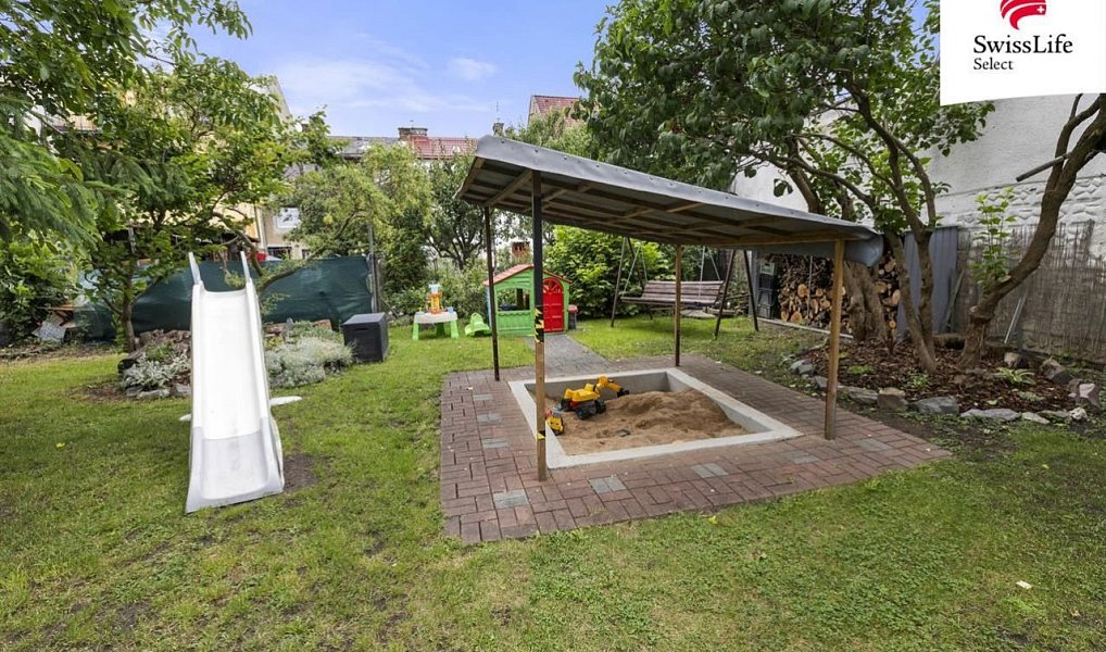 Prodej domu 192 m² s pozemkem 868 m², Pardubice – náhled fotky 4