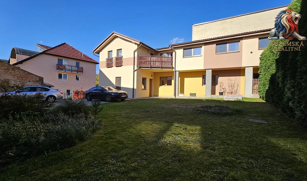 Prodej domu 237 m² s pozemkem 525 m², Kunštát – náhled fotky 2