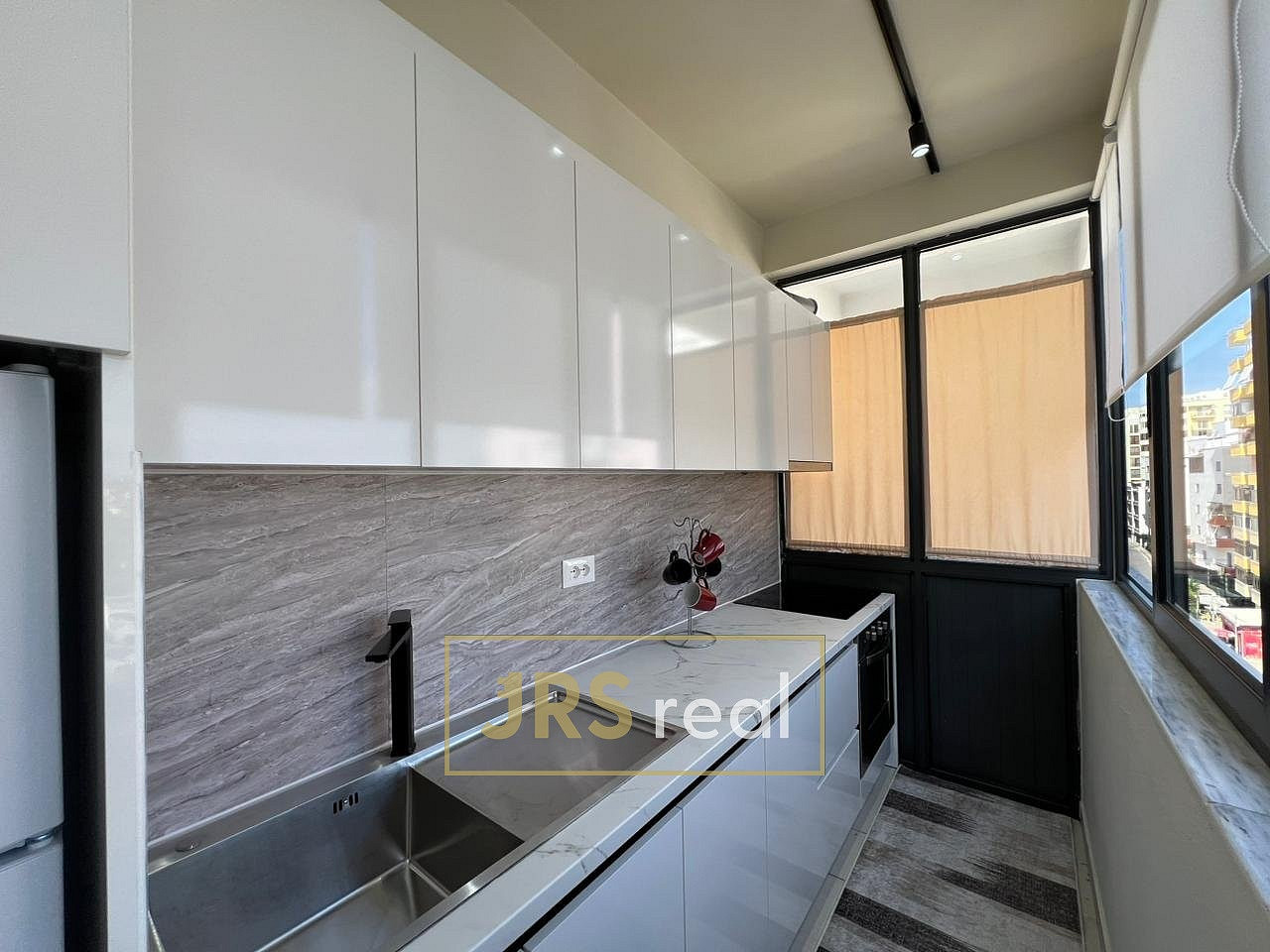 Prodej bytu 2+kk 56 m² – pohled 3