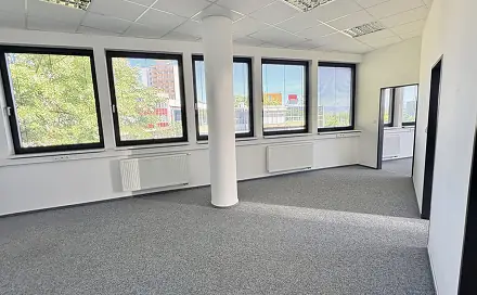 Pronájem kanceláře 72 m², tř. Budovatelů, Most
