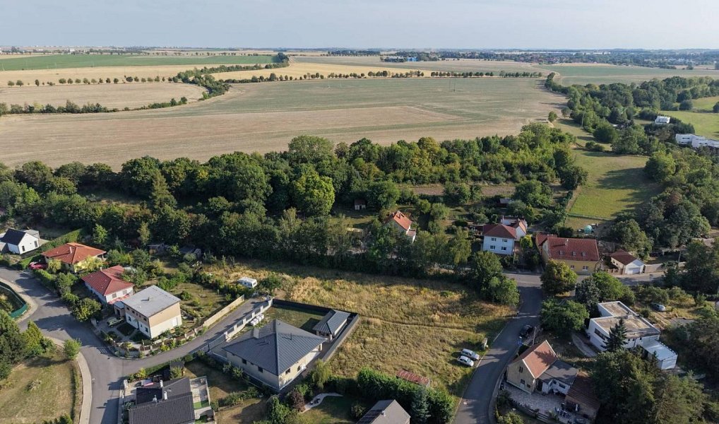 Prodej stavebního pozemku 986 m², Běloky – náhled fotky 3