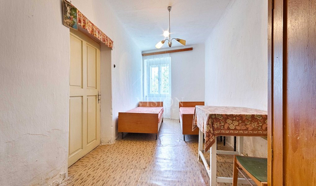 Prodej domu 92 m² s pozemkem 5 036 m², Slavonice – náhled fotky 7