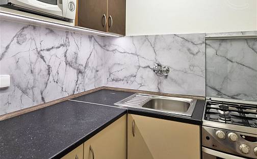Prodej bytu 2+1 48 m², Osvoboditelů, Zlín
