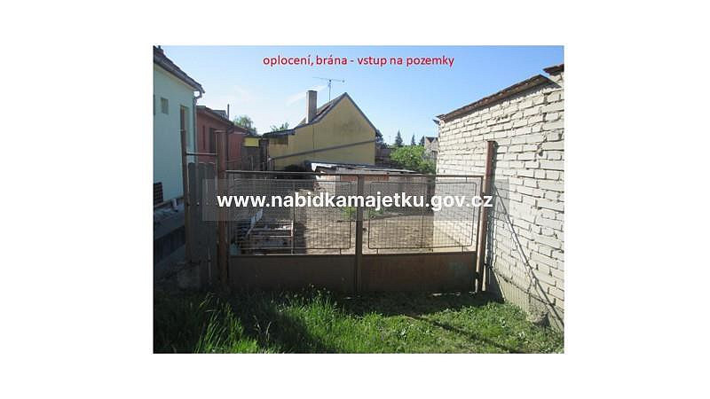 Prodej pozemku 182 m² – fotografie 3