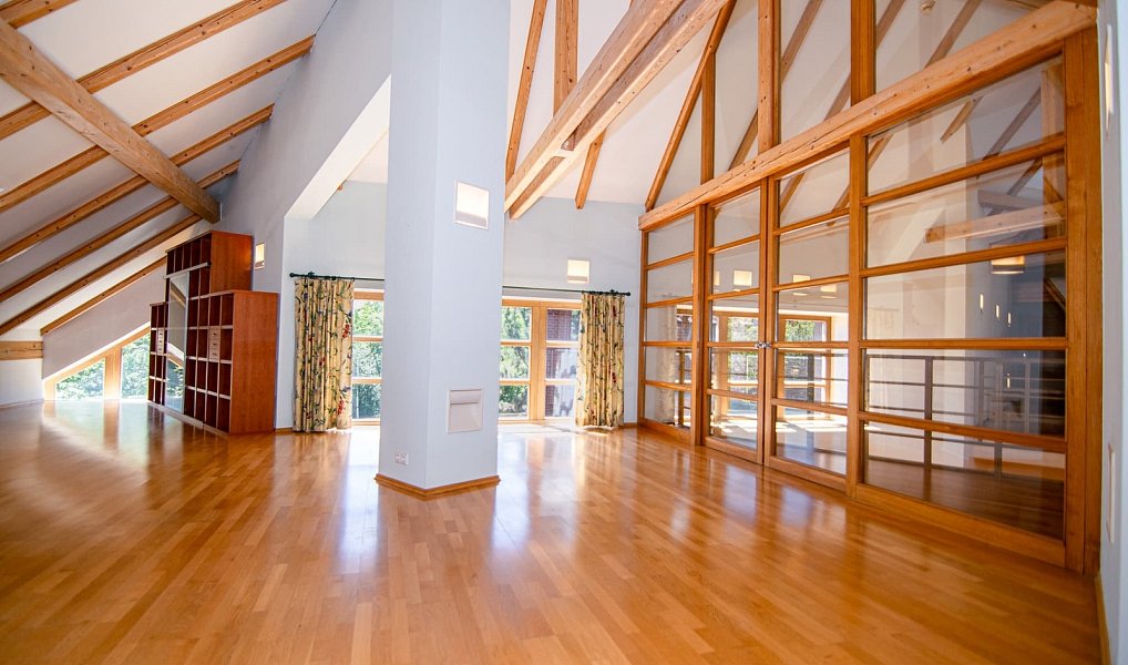 Prodej domu 560 m² s pozemkem 2 497 m², Černošice – náhled fotky 7
