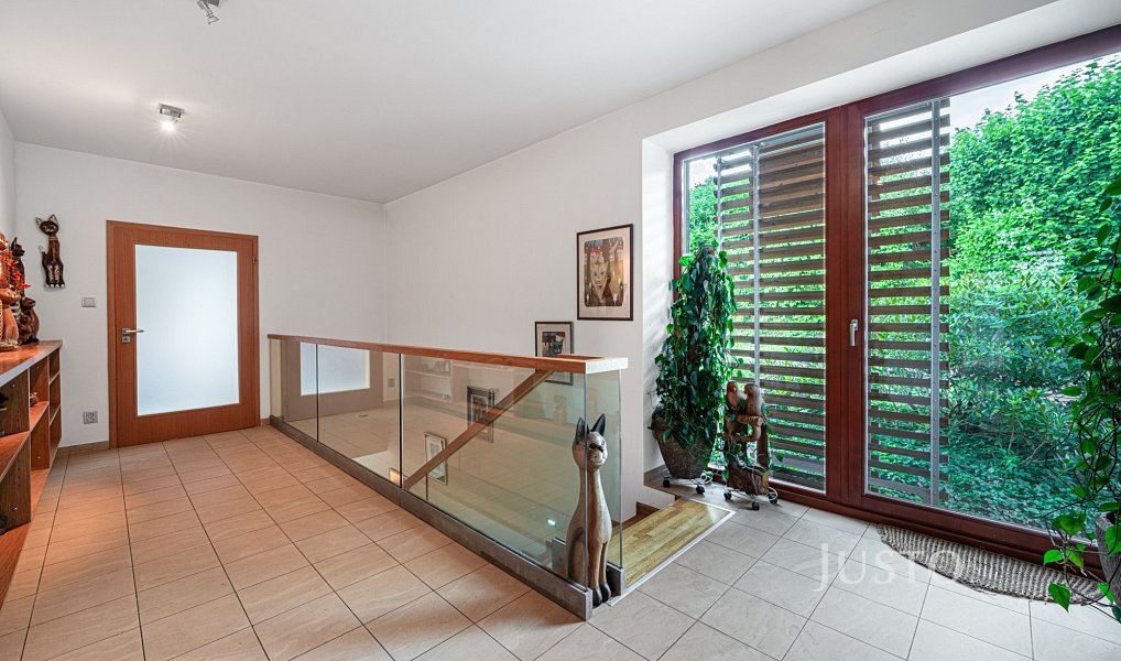 Prodej domu 456 m² s pozemkem 1 300 m², Jablonec nad Nisou – náhled fotky 14
