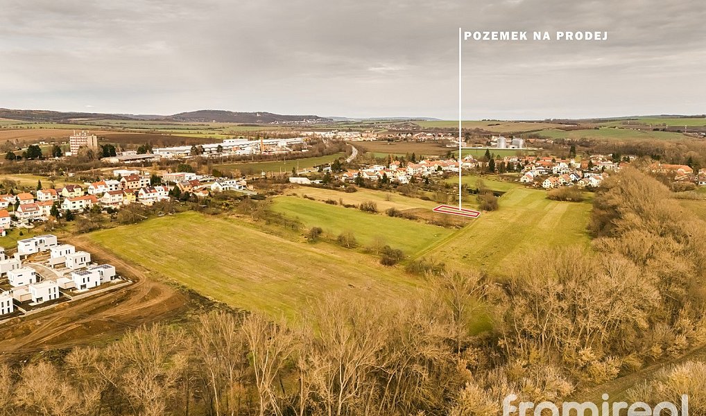 Prodej stavebního pozemku 538 m², Rousínov – fotka 1 z 13