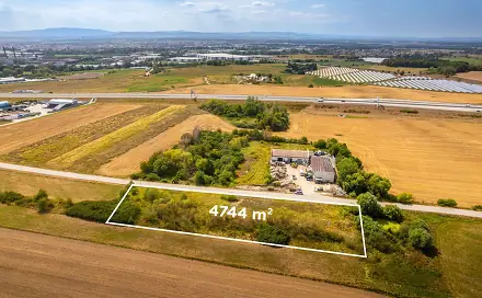 Prodej komerčního pozemku 4 744 m², Pod Strání, Hůry, okres České Budějovice