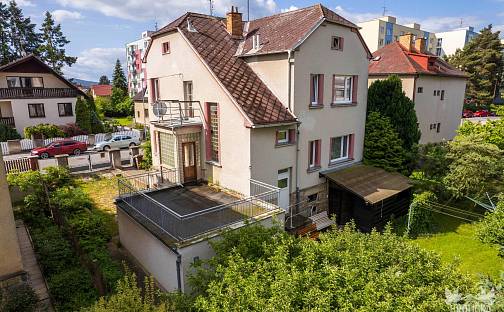 Prodej domu 207 m² s pozemkem 548 m², Strakonice