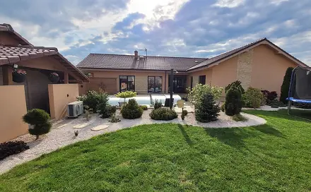 Prodej domu 250 m² s pozemkem 1 717 m², Roudnice nad Labem, okres Litoměřice