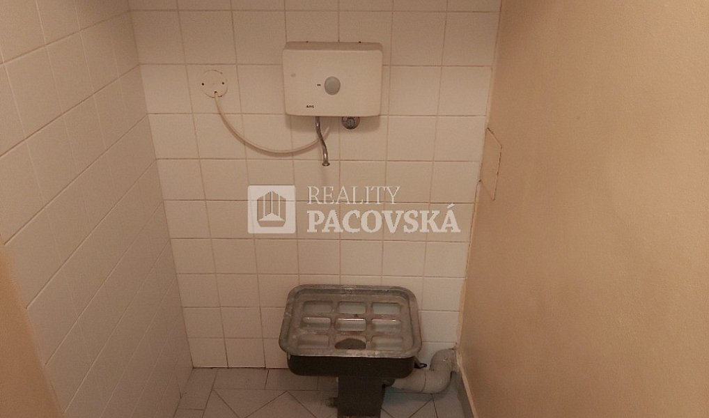 Pronájem kanceláře 27 m², Ústí nad Labem – náhled fotky 7