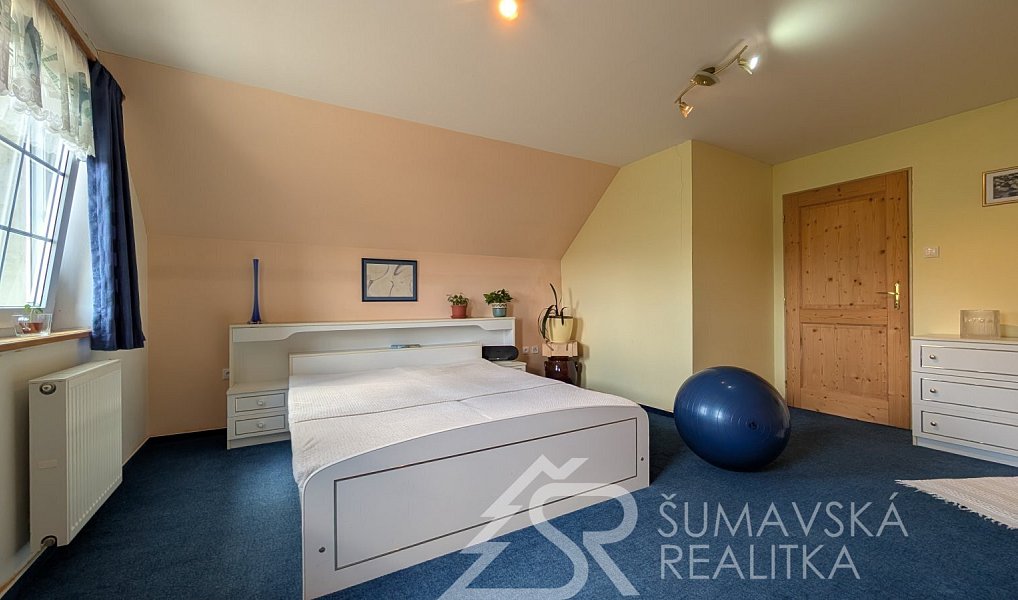 Prodej domu 121 m² s pozemkem 1 098 m², Vacov – náhled fotky 23