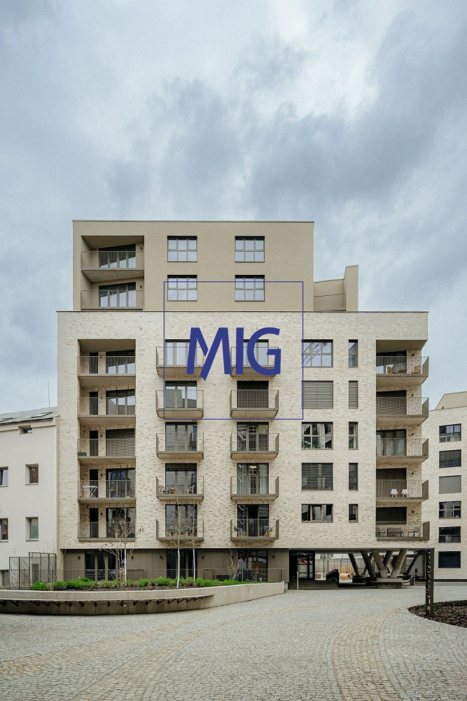 Pronájem bytu 1+kk 45 m² – pohled 3