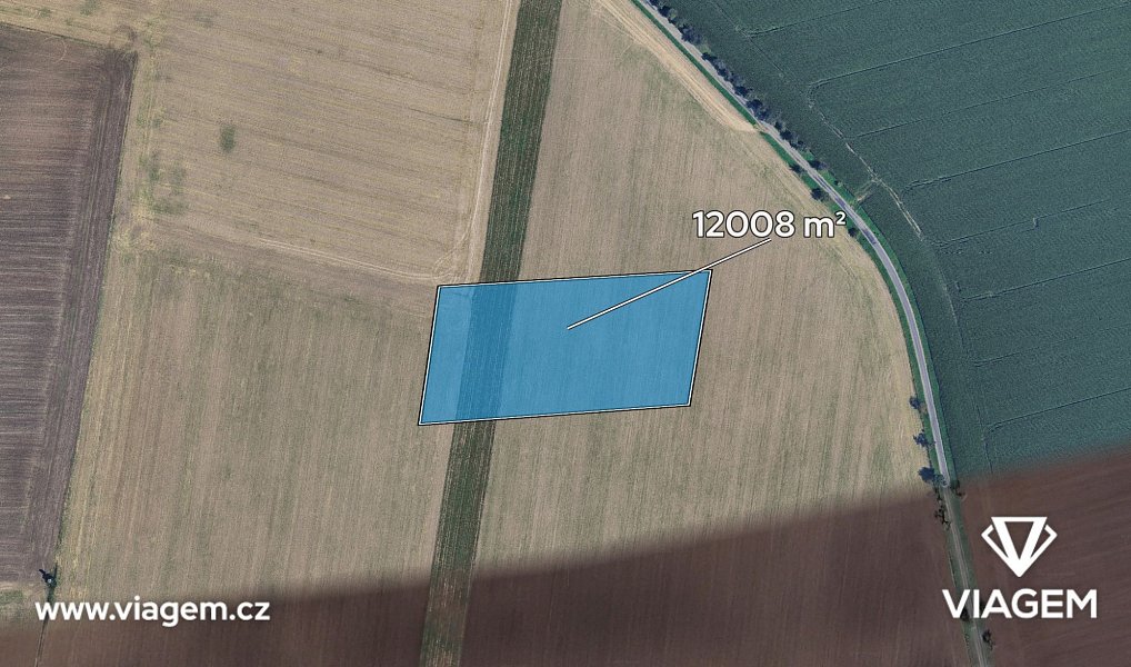 Prodej pole 12 008 m², Dubany – náhled fotky 2