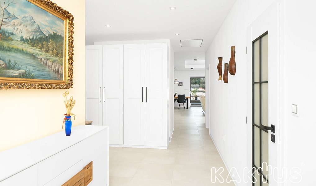 Prodej domu 217 m² s pozemkem 916 m², Tichá – náhled fotky 11