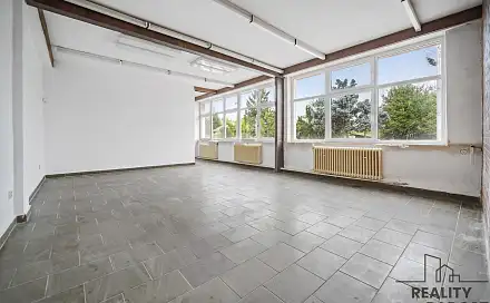 Pronájem obchodních prostor 43 m², 1. máje, Řečany nad Labem, okres Pardubice