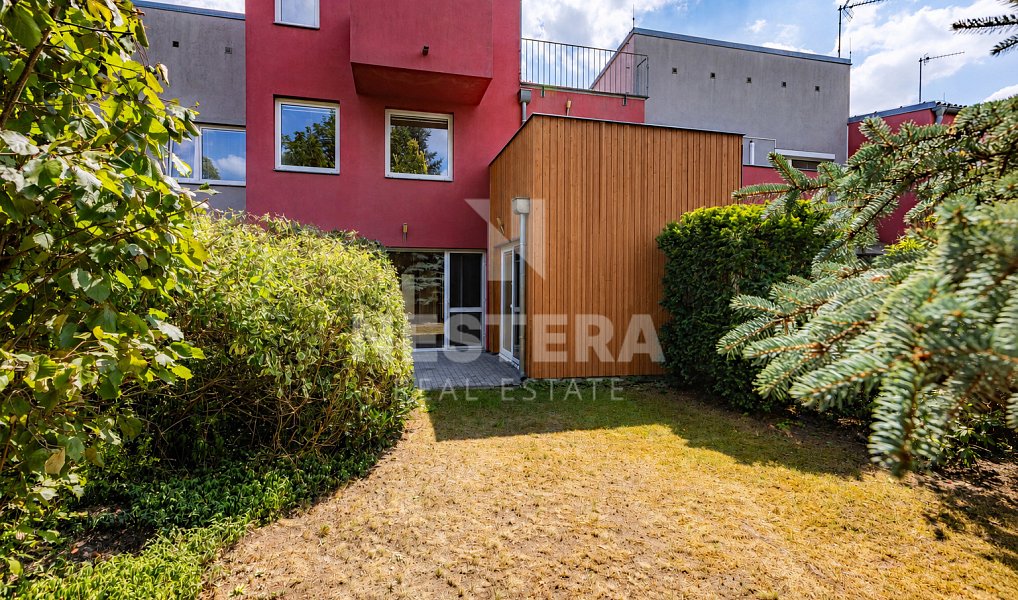 Prodej bytu 5+kk 198 m², Šestajovice – náhled fotky 18