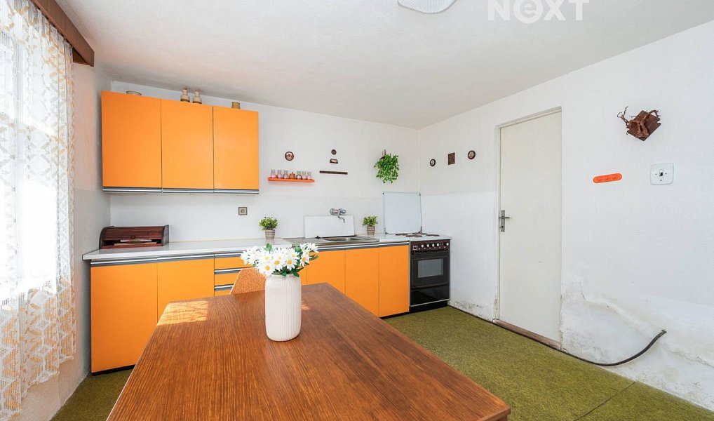 Prodej domu 150 m² s pozemkem 526 m², Tasov – náhled fotky 2