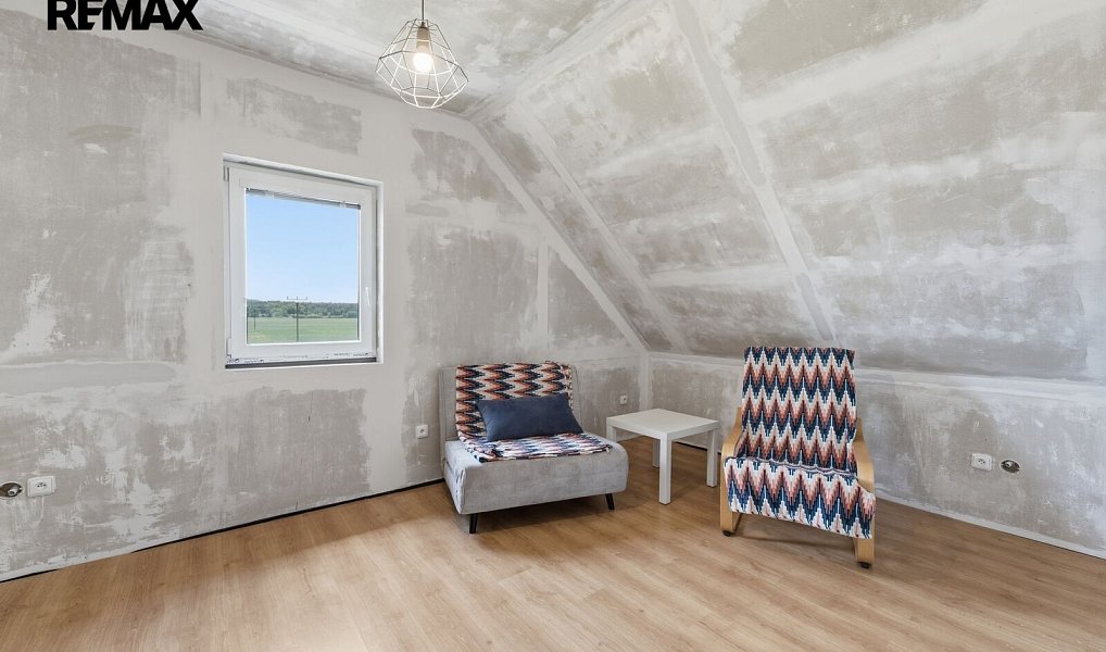 Prodej domu 107 m² s pozemkem 1 233 m², Sezemice – náhled fotky 18