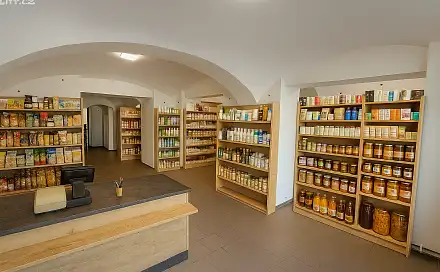 Pronájem obchodních prostor 154 m², Nám. T. G. Masaryka, Golčův Jeníkov, okres Havlíčkův Brod