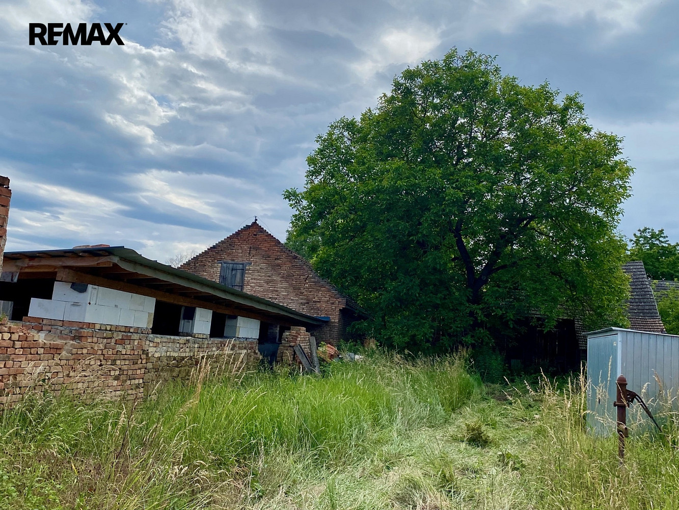 Prodej stavebního pozemku 2 018 m² — photo 5