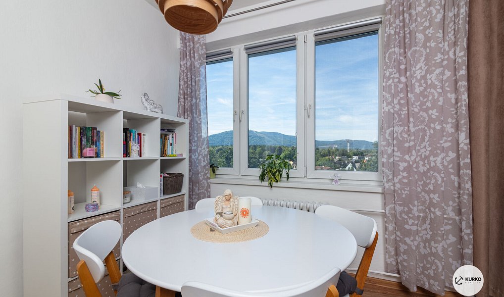 Prodej bytu 3+kk 60 m², Třinec – náhled fotky 2