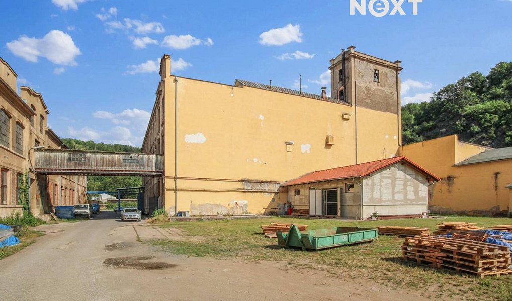 Pronájem skladovacích prostor 1 800 m², Roztoky – náhled fotky 3