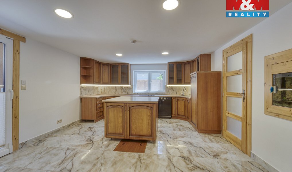 Prodej domu 250 m² s pozemkem 598 m², Děpoltovice – náhled fotky 9