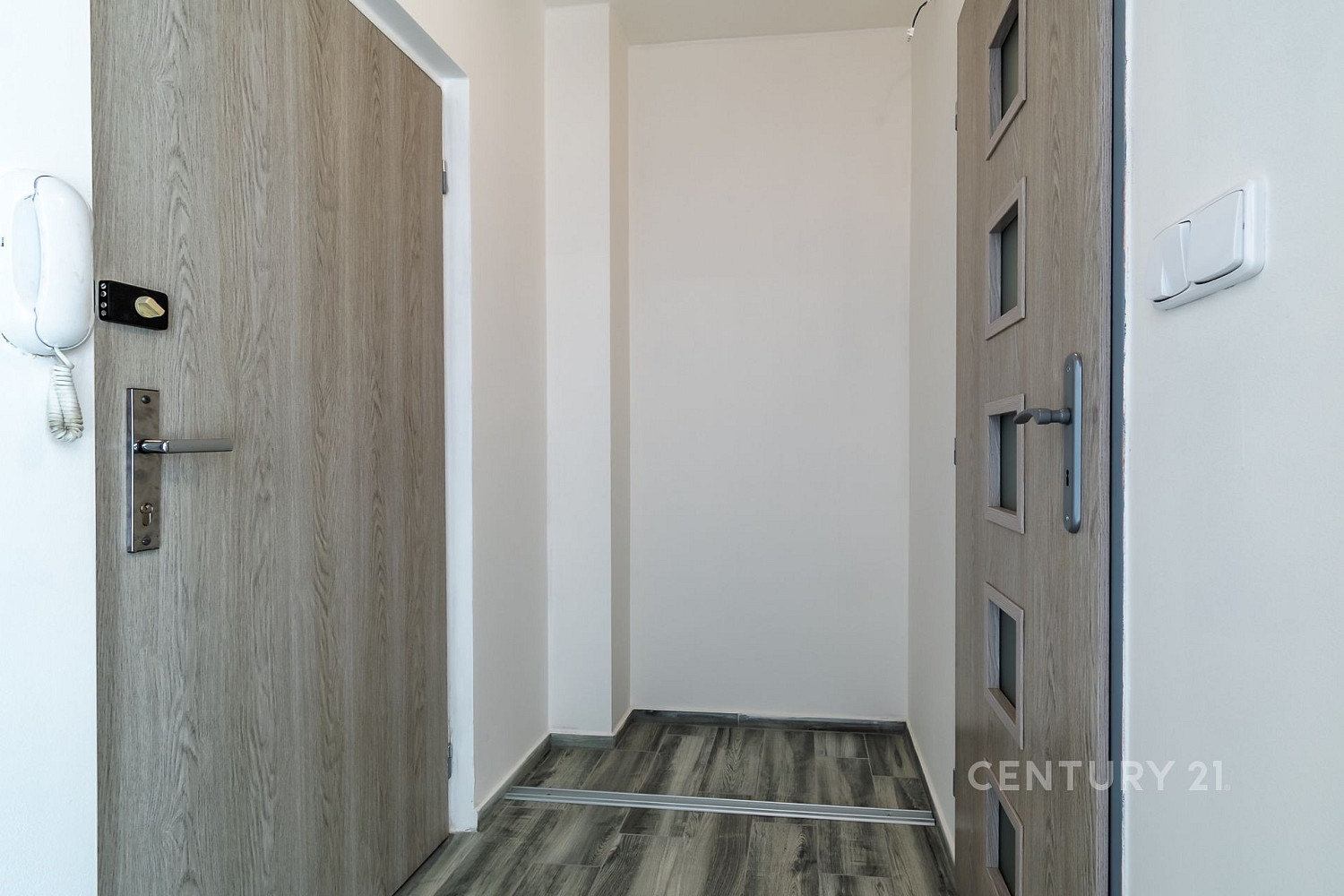 Pronájem bytu 1+kk 32 m² – fotografie 5