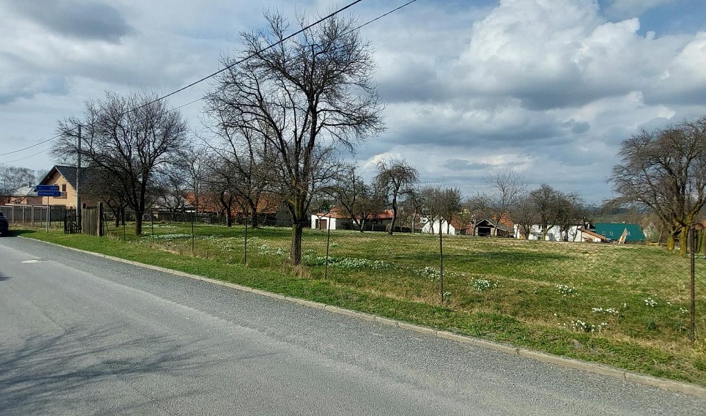 Prodej stavebního pozemku 1 563 m², Lešná – náhled fotky 14