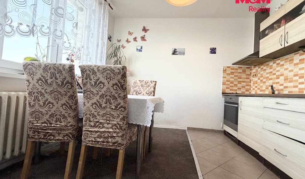 Prodej bytu 1+1 35 m², Chomutov – náhled fotky 2