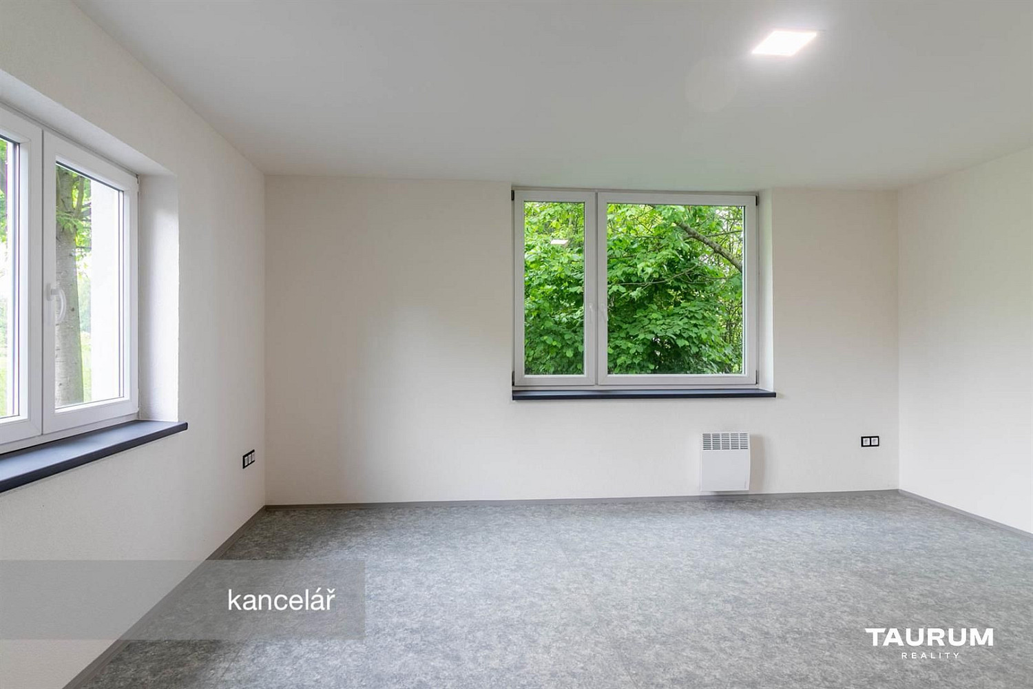 Prodej kanceláře 50 m² – fotografie 4