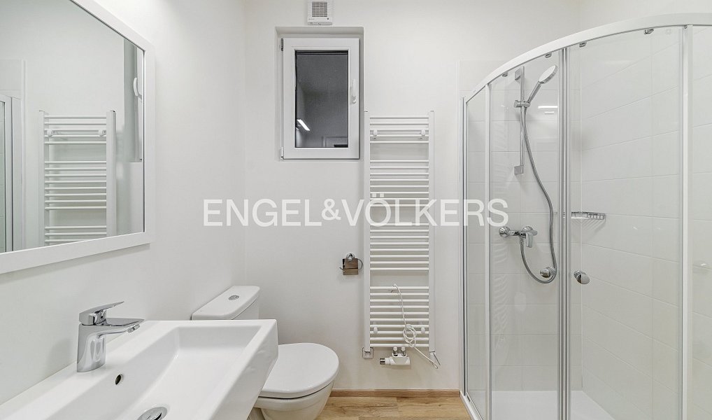 Pronájem bytu 3+1 120 m², Praha – náhled fotky 9