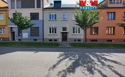 Prodej domu 180 m² s pozemkem 426 m², Bezručovo nám., Prostějov