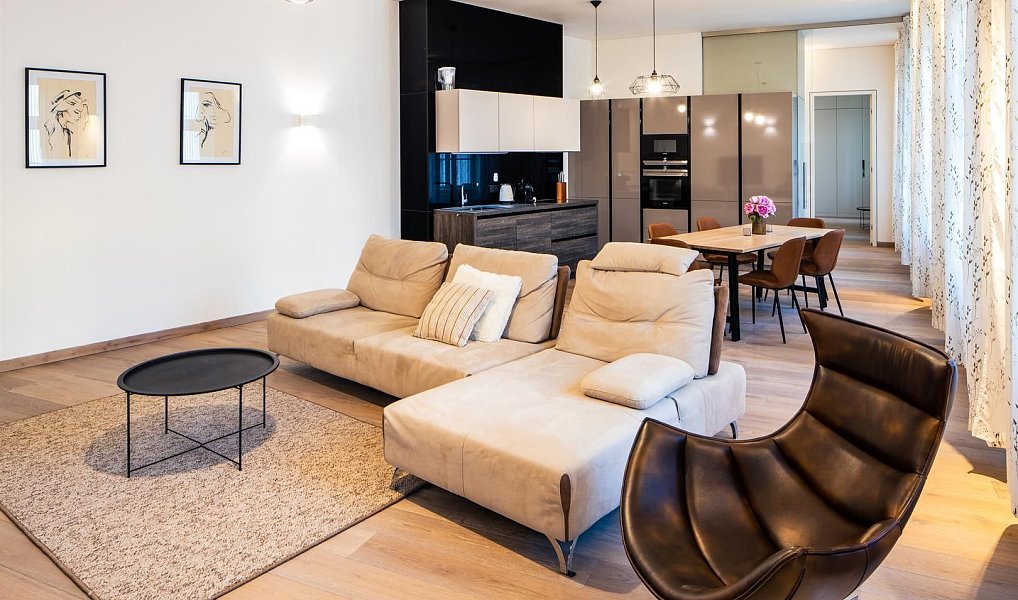 Pronájem bytu 3+kk 123 m², Praha – náhled fotky 4