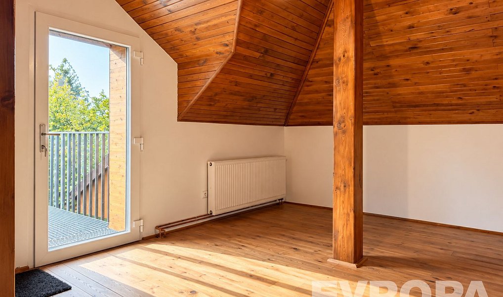 Pronájem bytu 2+kk 100 m², Libčany – náhled fotky 8