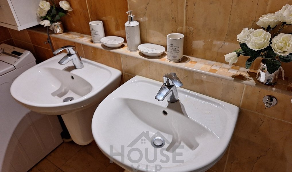 Pronájem bytu 4+kk 92 m², Praha – náhled fotky 9