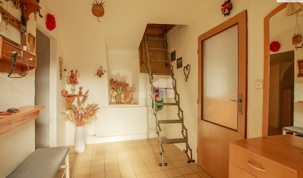Prodej domu 220 m² s pozemkem 907 m², Žebrák – náhled fotky 29