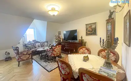 Pronájem bytu 3+kk 93 m²