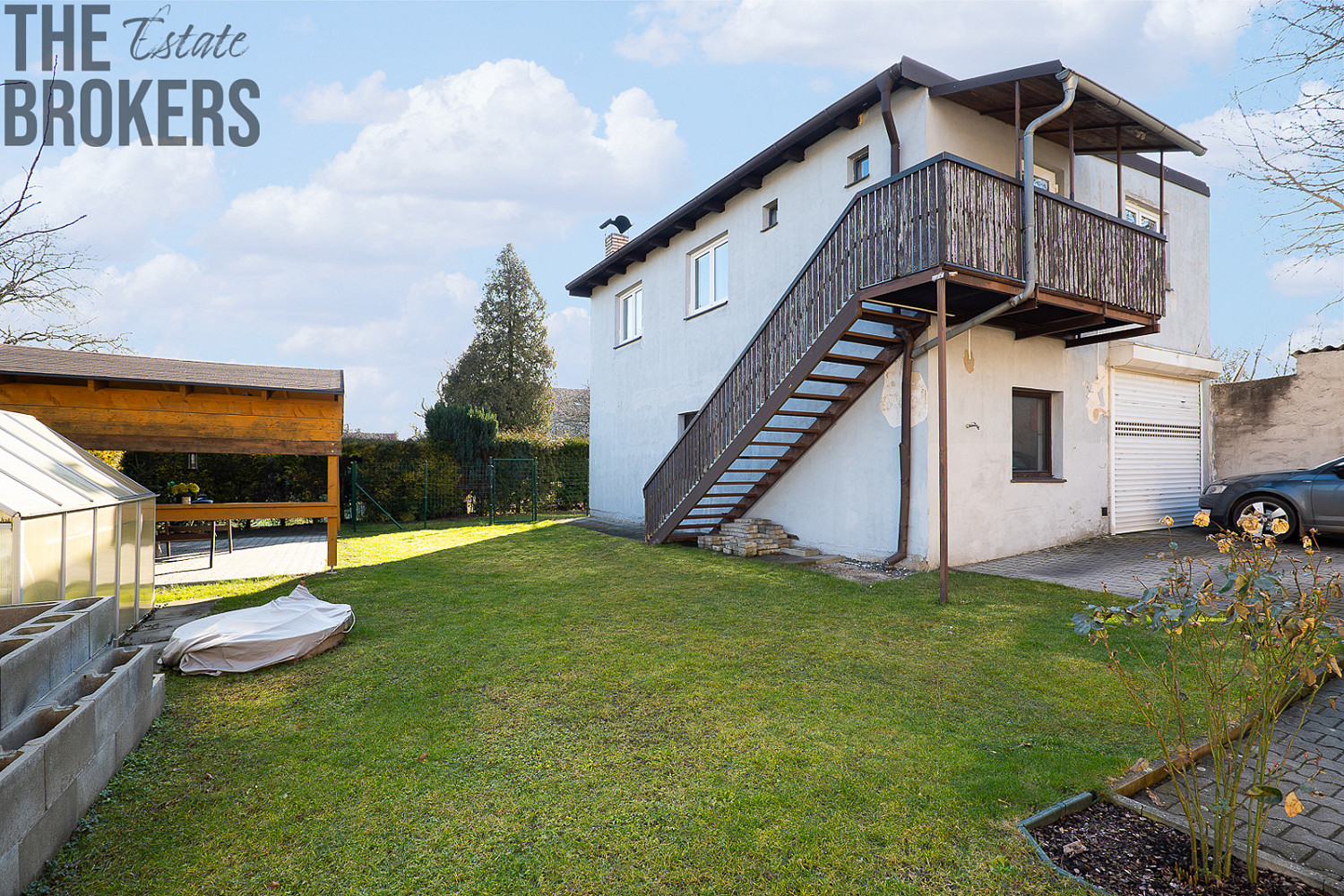 Prodej domu 172 m² s pozemkem 678 m² – fotografie 2